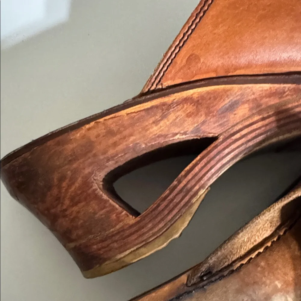 Brown Leather Women's Clogs - Picture 12 of 16